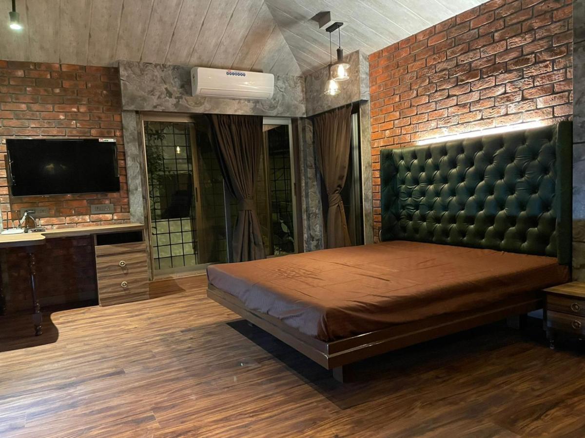 Cold Spot Village Resort 马哈巴莱斯赫瓦尔 外观 照片